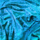 Aldabra: Természetes fényű, gyűrt hatású bársony anyag számos színváltozatban kapható. Csúcstechnológiai tulajdonságainak köszönhetően tökéletesen alkalmas lenyűgözö techno-ruhák megalkotásához. - TURCHESE 6005  
